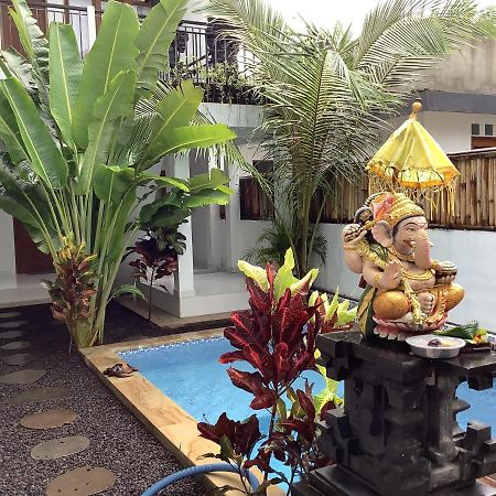 Villa Iris Homestay Uluwatu Eksteriør bilde